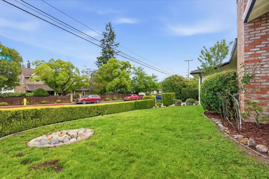 2853 Clifford Avenue, San Carlos, CA 94070 - #3