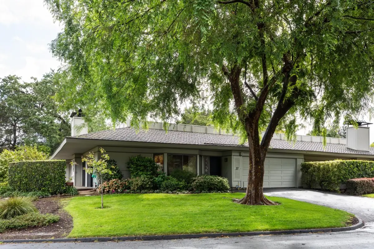 37 Deep Well Lane, Los Altos, CA 94022 - #1