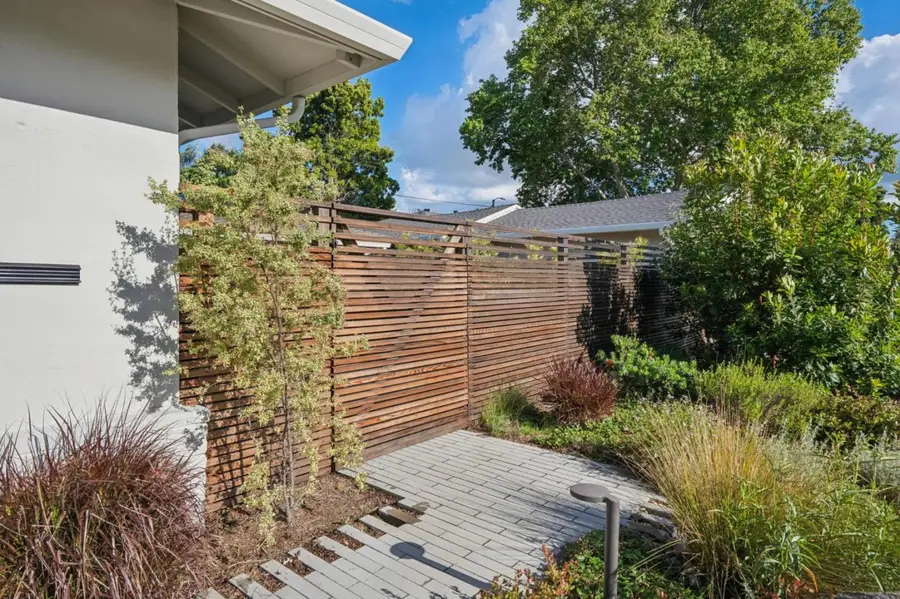 1666 Swallow Drive, Sunnyvale, CA 94087 - #2