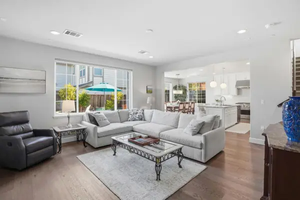 271 10th Street, MARINA, CA 93933