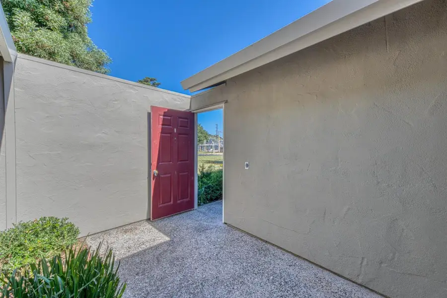 19100 Creekside Place, Salinas, CA 93908 - #3