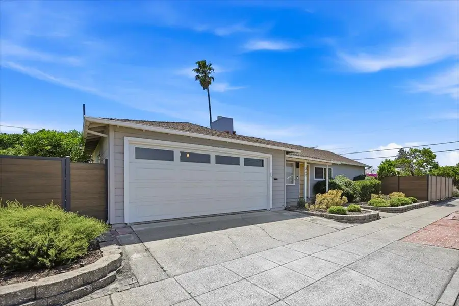 323 Hiller Street, Belmont, CA 94002 - #2