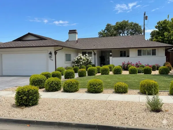 1268 La Mirada Drive, SALINAS, CA 93901