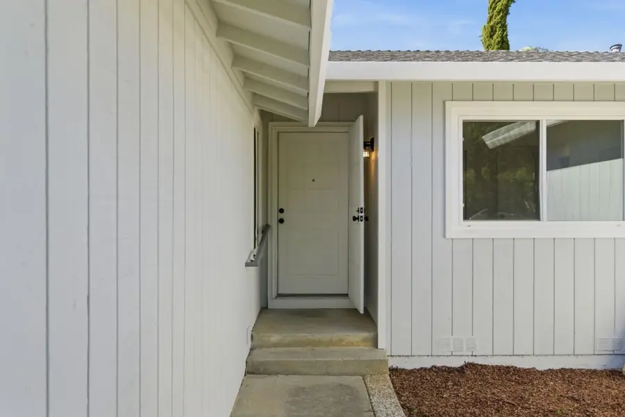 2907 Queens Estates Court, San Jose, CA 95135 - #3