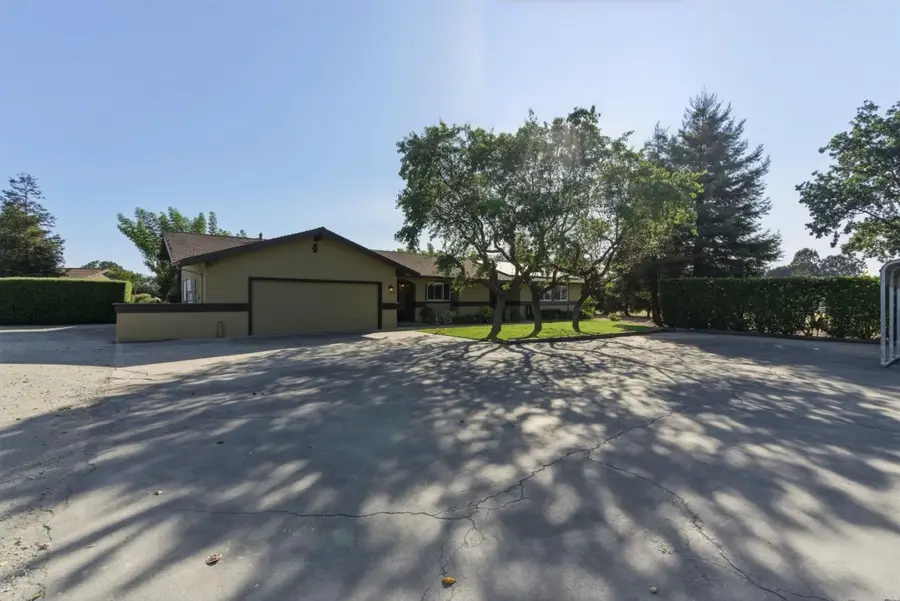 3390 Fallon Road, Hollister, CA 95023 - #3