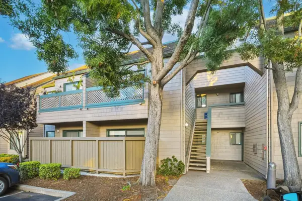 98 Pelican Lane, Redwood City, CA 94065
