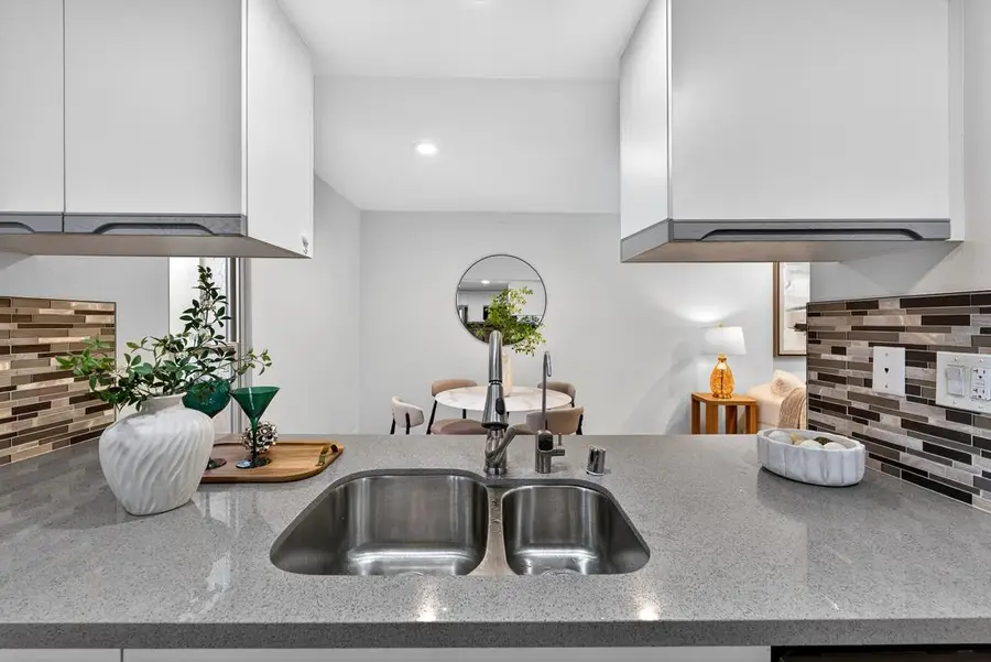 225 Red Oak Drive  #H, Sunnyvale, CA 94086 - #2