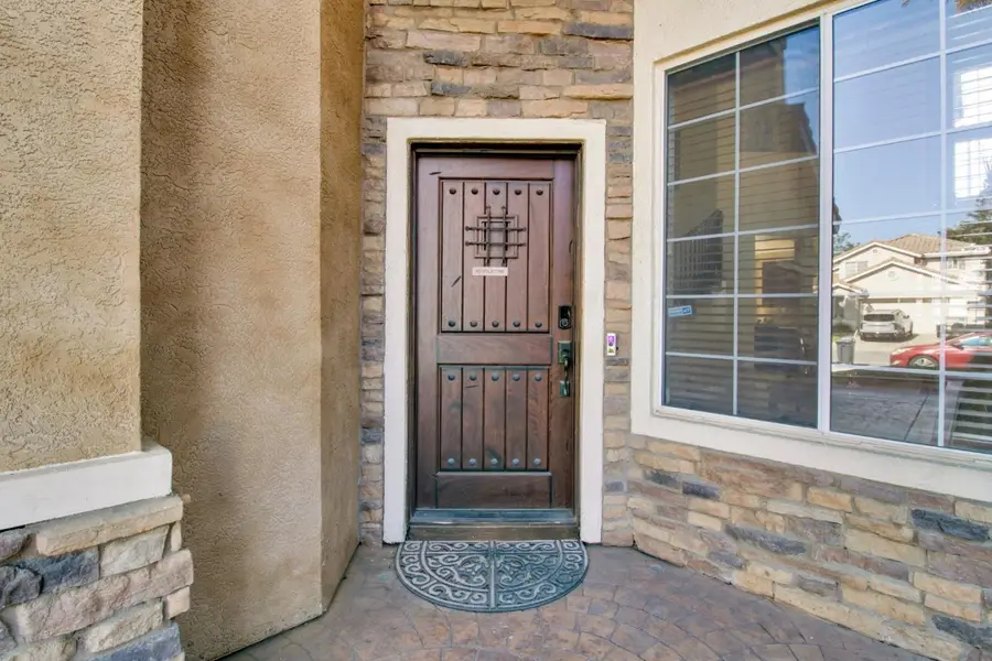 Address Withheld By Seller, Salinas, CA 93906 - #3