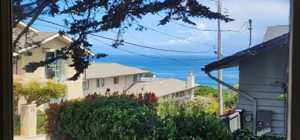 215 6th Street, PACIFIC GROVE, CA 93950