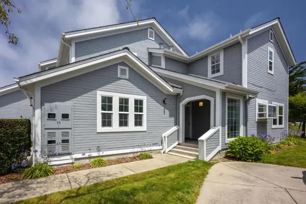12 Bayhill Place, Half Moon Bay, CA 94019