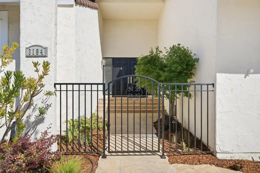 3194 La Mesa Drive, San Carlos, CA 94070 - #2
