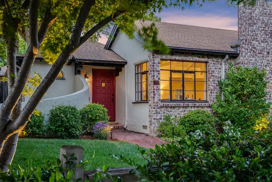 80 Woodsworth Avenue, Redwood City, CA 94062 - #3