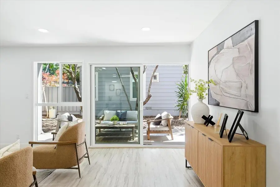 453 Rengstorff Avenue  #19, Mountain View, CA 94043 - #3