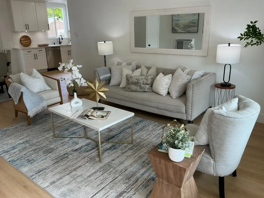 3021 Glendale Avenue, Redwood City, CA 94063 - #3