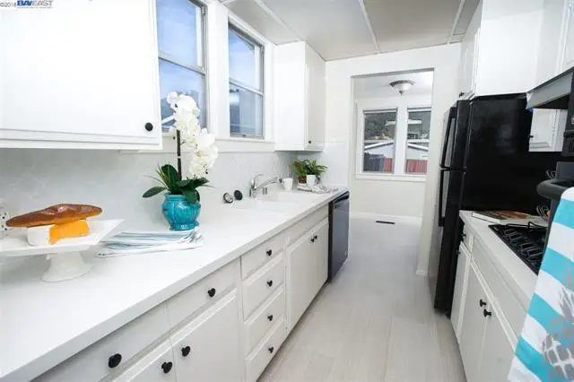 7932 Earl Street, Oakland, CA 94605 - #1