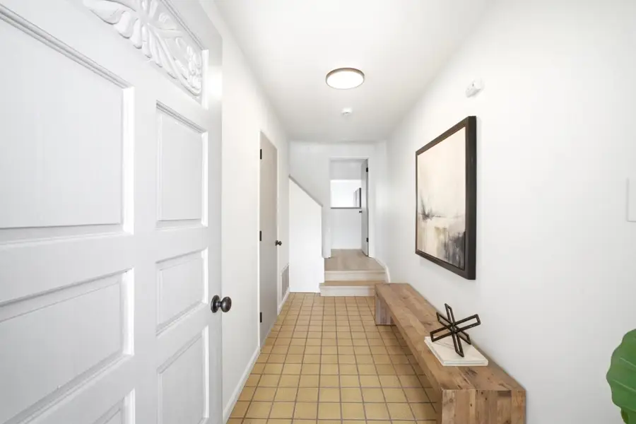 16 Moneta Court, San Francisco, CA 94112 - #3