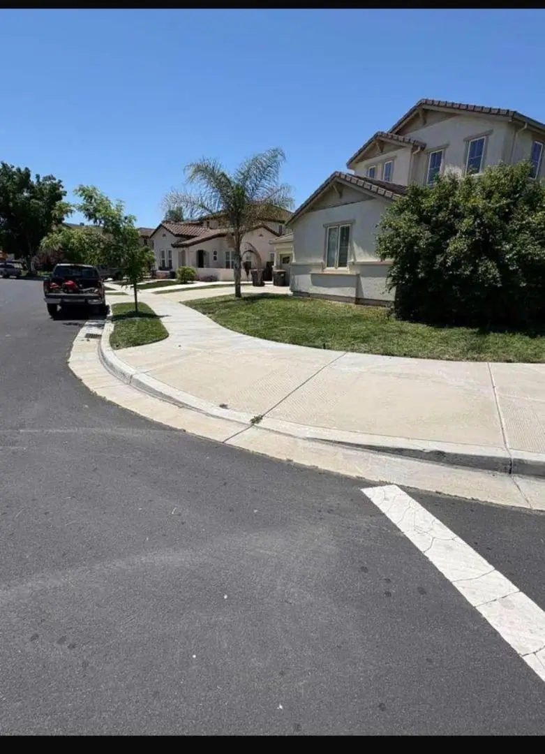 15801 Crescent Park Circle, Lathrop, CA 95330 - #3