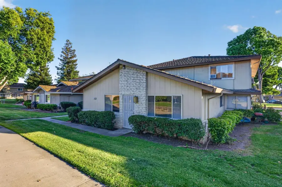909 Gilchrist  #1, San Jose, CA 95133 - #2