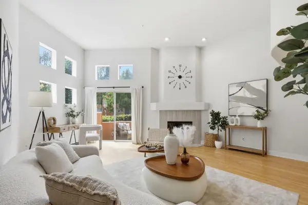 993 Asilomar Terrace  #3, Sunnyvale, CA 94086