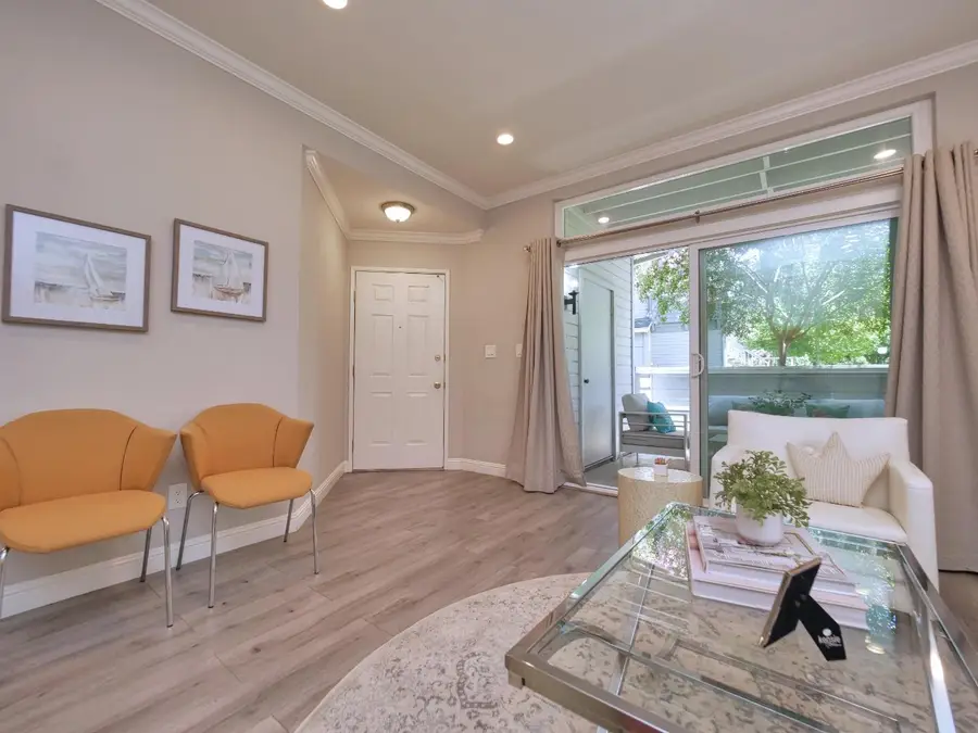 306 Shadow Run Drive, San Jose, CA 95110 - #3
