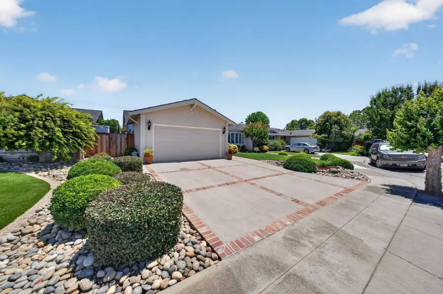 2362 Valencia Court, San Jose, CA 95125 - #2