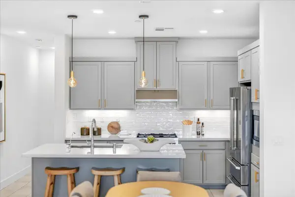 1340 Civic Center Drive  #4, SANTA CLARA, CA 95050