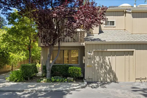 392 Whisman Road, Mountain View, CA 94043