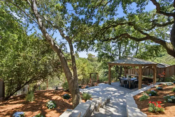 643 Vista Drive, REDWOOD CITY, CA 94062