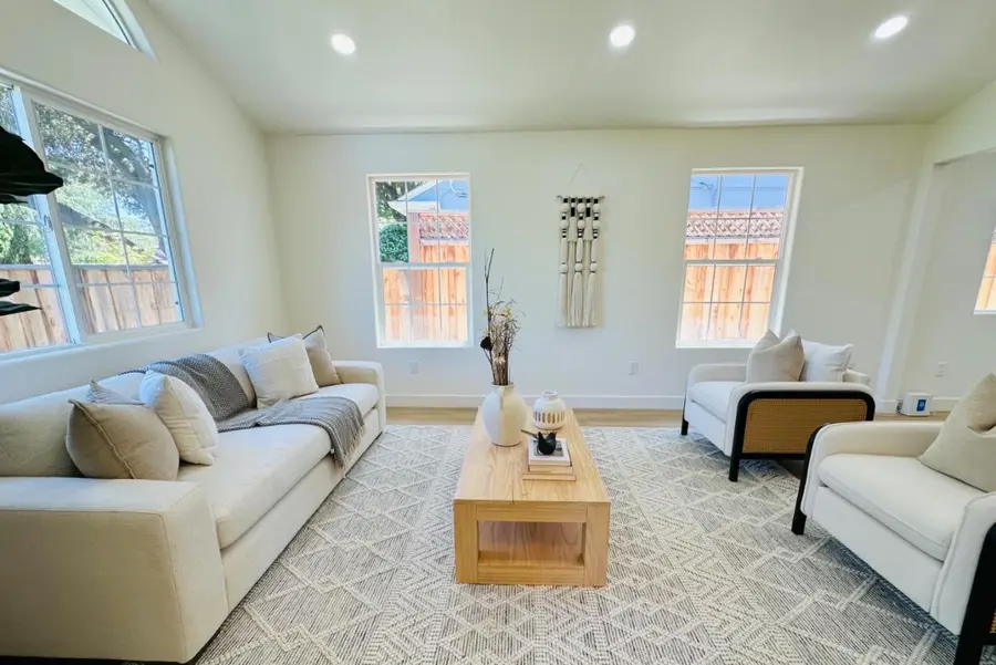 537 7th Avenue, Menlo Park, CA 94025 - #3