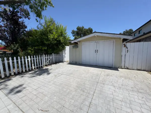 10534 Sterling Boulevard, CUPERTINO, CA 95014