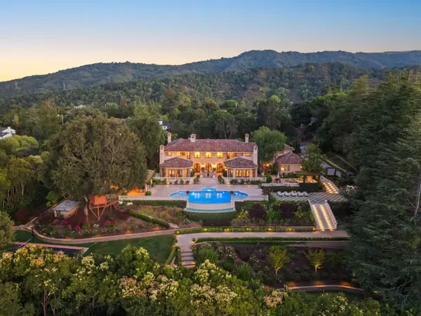 10285 Magdalena Road, LOS ALTOS HILLS, CA 94024