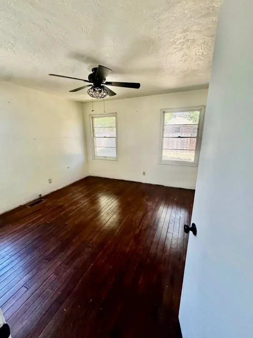 820 Monterey Avenue, Chowchilla, CA 93610 - #3