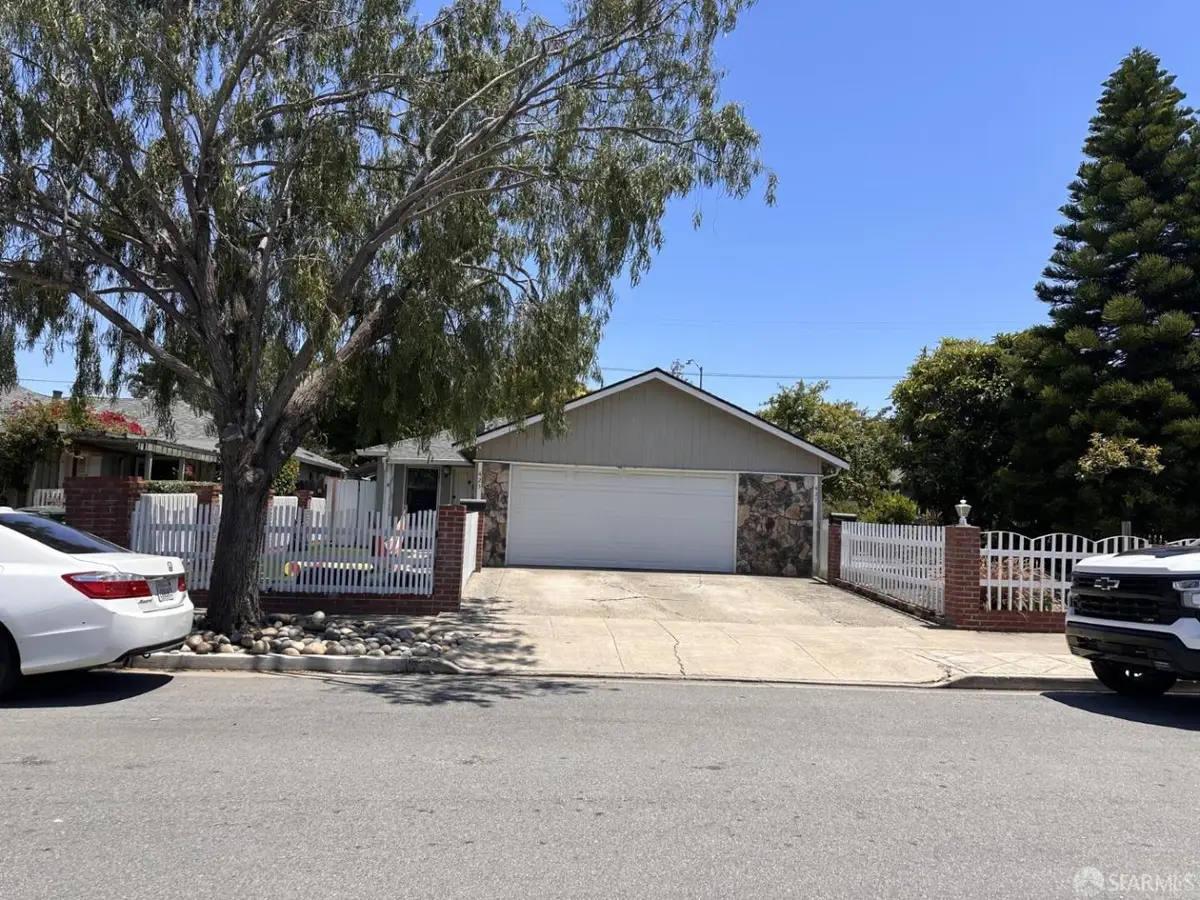 425-427 Wessex Way, Belmont, CA 94002 - #1