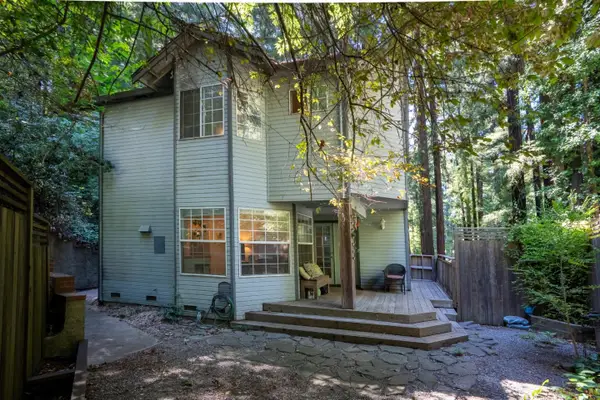 110 Azalea Way, Ben Lomond, CA 95005