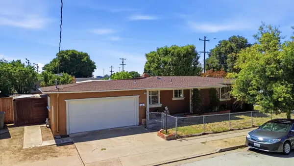 2495 Gloria Way, EAST PALO ALTO, CA 94303