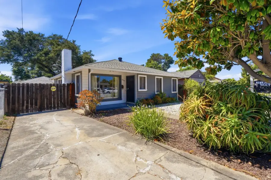 2247 Menalto Avenue, East Palo Alto, CA 94303 - #2