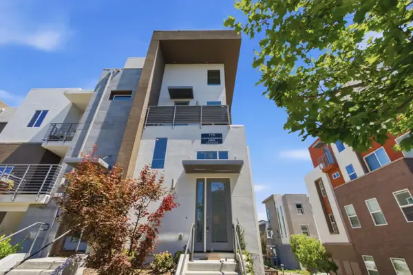 179 Llano De Los Robles Avenue  #1, SAN JOSE, CA 95136