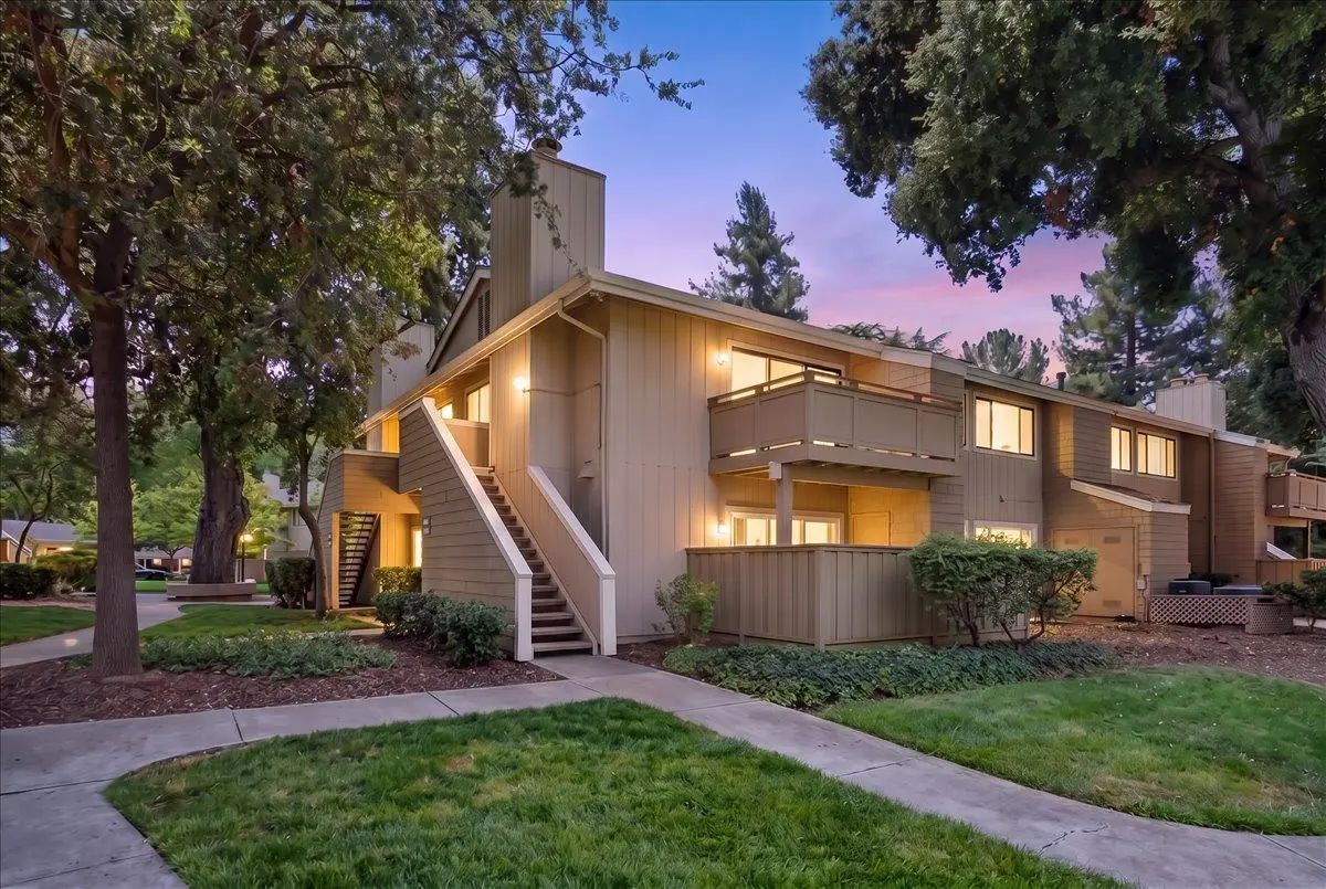 5696 Makati Circle  #H, San Jose, CA 95123 - #1