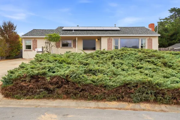61 Work Avenue, DEL REY OAKS, CA 93940