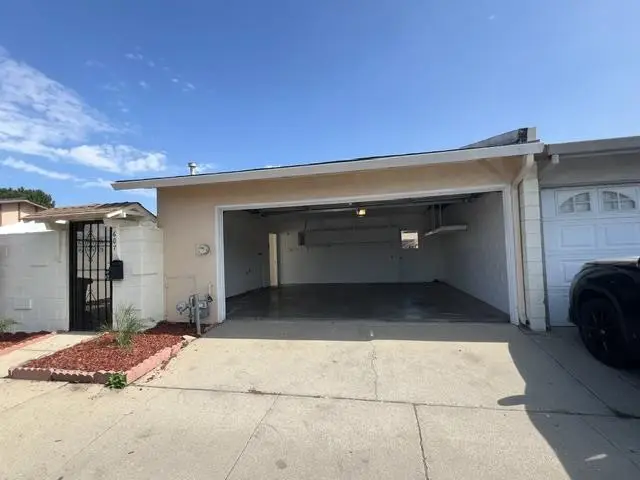 Address Withheld By Seller, Salinas, CA 93906 - #3