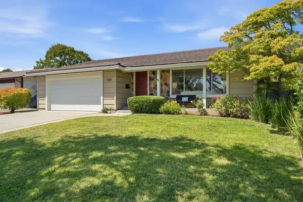 709 Carlisle Way, SUNNYVALE, CA 94087