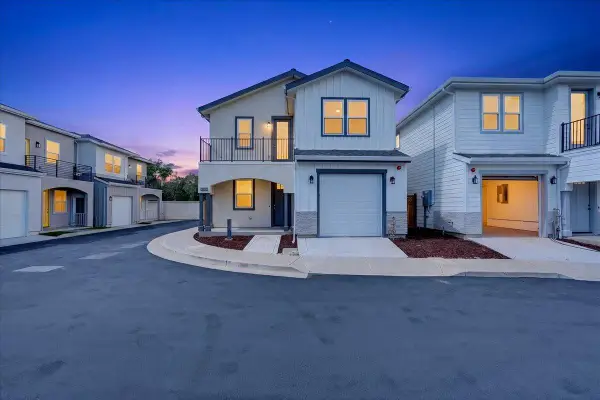 869 Connie Lane, SAN JOSE, CA 95122