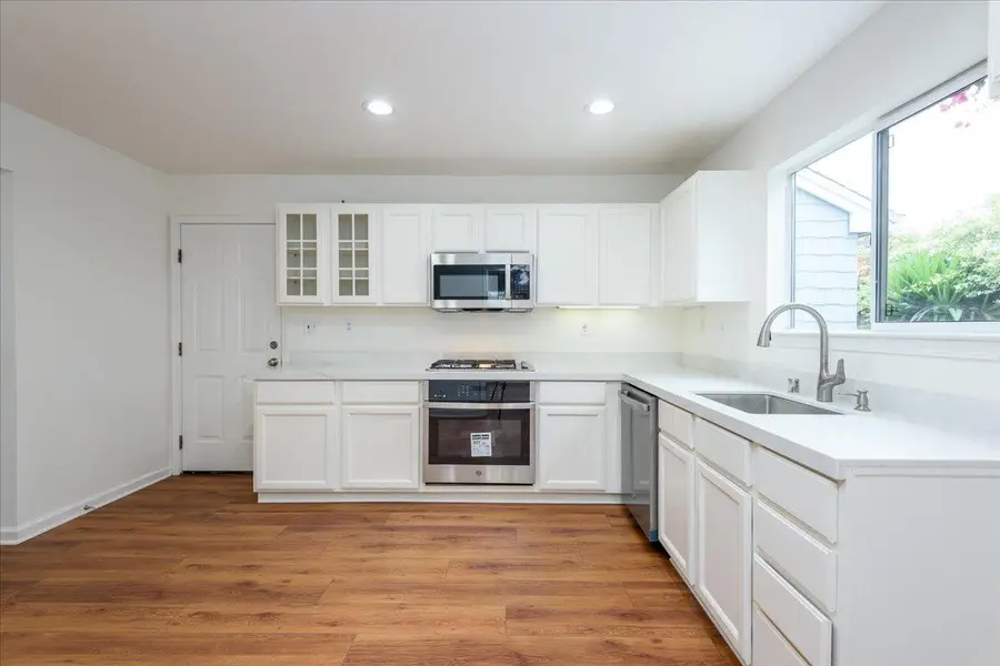 3 Bay Landing, San Mateo, CA 94401 - #3
