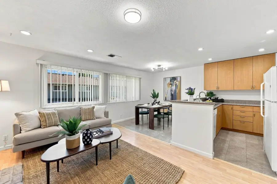 552 Crimsonberry Way, San Jose, CA 95129 - #3