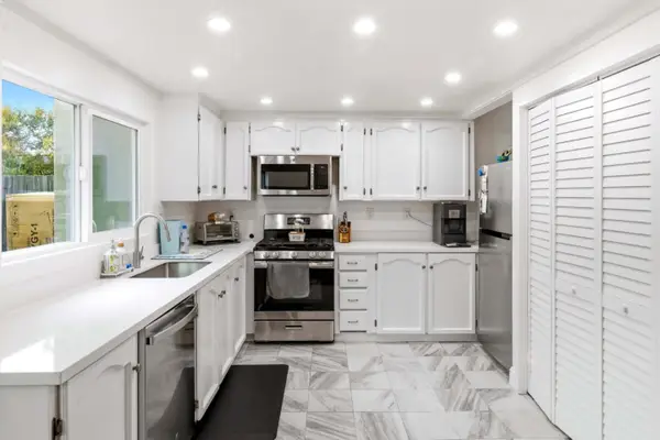 19233 Creekside Lane, SALINAS, CA 93908