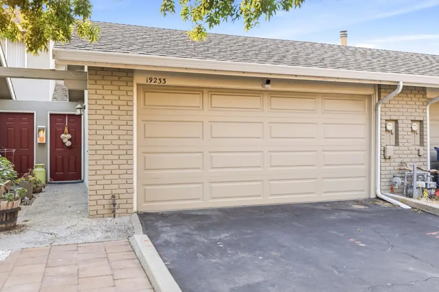 19233 Creekside Lane, Salinas, CA 93908 - #3