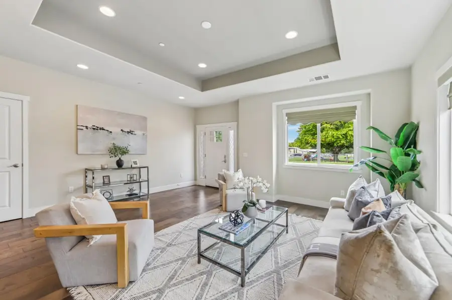 15 Colleen Way, Campbell, CA 95008 - #3