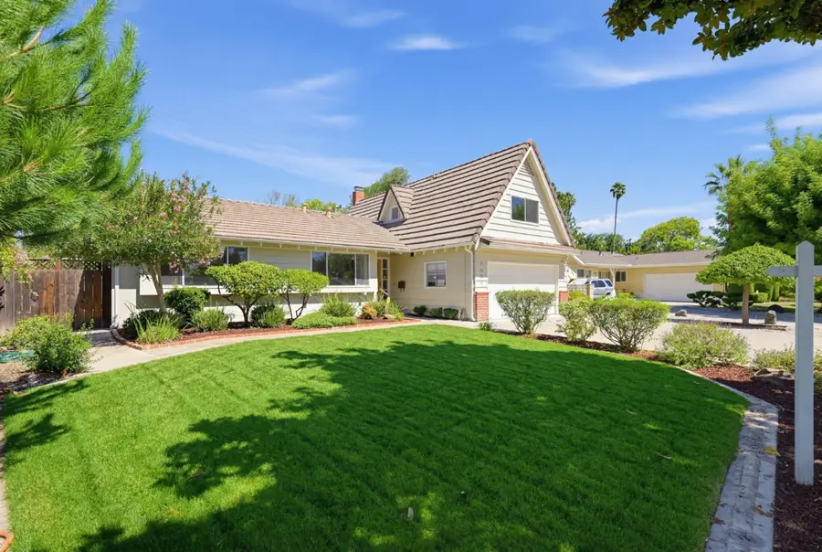 1091 Rockefeller Drive, Sunnyvale, CA 94087 - #3