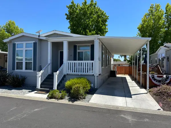 500 10th Street, GILROY, CA 95020