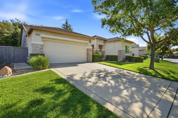2905 Granite Park Lane, ELK GROVE, CA 95758
